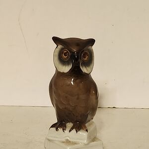 Elegant Vintage Brown and White Owl Figurine